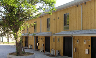 板張りの外壁 板張りの外壁