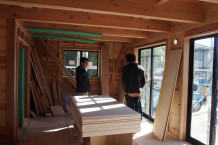 カナダからの天然住宅見学者