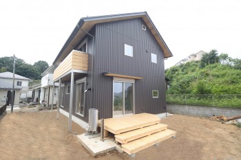 未来に種を蒔く家