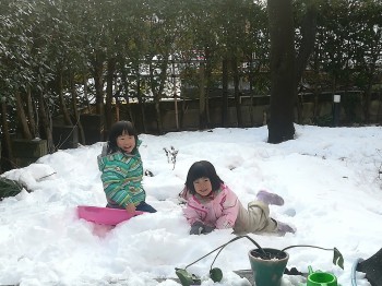 雪あそび 雪あそび