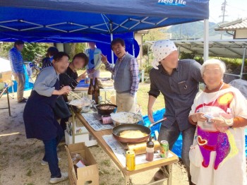 田中優宅BBQの様子 田中優宅BBQの様子