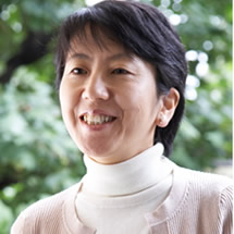 環境ジャーナリスト・翻訳家 有限会社イーズ 代表取締役 枝廣淳子さん 環境ジャーナリスト・翻訳家 有限会社イーズ 代表取締役 枝廣淳子さん